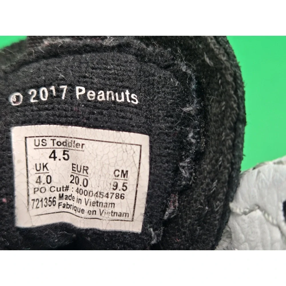 Vans x Peanuts SK8-Hi Sneaker - Joe Cool Snoopy Woodstock Black - Toddler 4.5 US